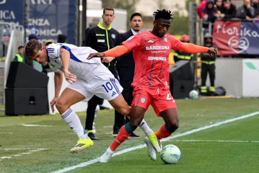 Cagliari vs Como (21:00 – 07/03) | Xem lại trận đấu