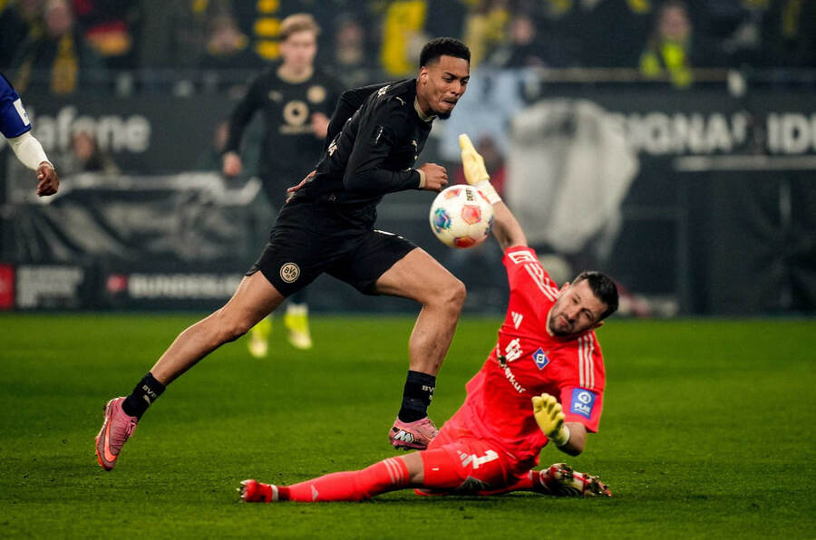 Dortmund vs Hamburger SV (00:30 – 22/03) | Xem lại trận đấu